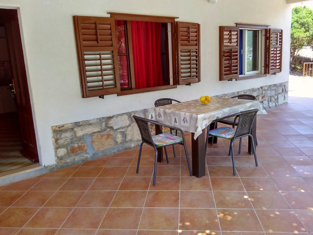 Apartments Sonija Gdinj Εξωτερικό φωτογραφία